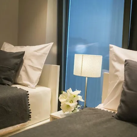 Schoene Am Dresdner Zwinger *