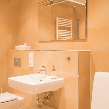 Schoene Am Dresdner Zwinger Lägenhet